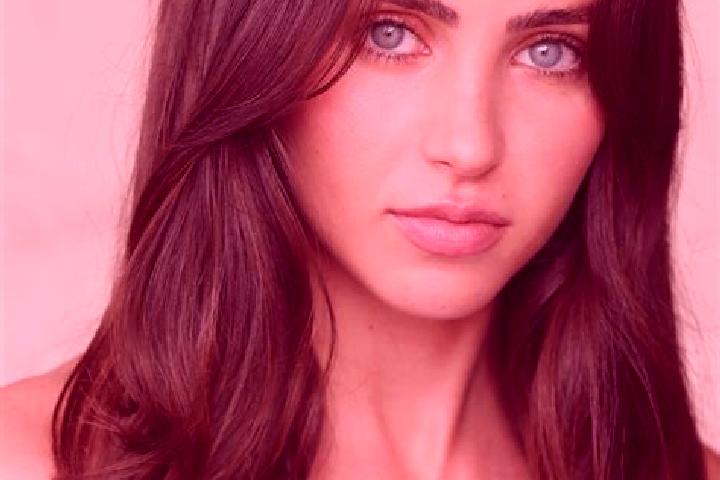 Naomi, 28, a brunette dark-eyed mixed companion based in Clanton. Offering Couples, Tantra, Domination. Available for incall and outcall, day and evening dates.