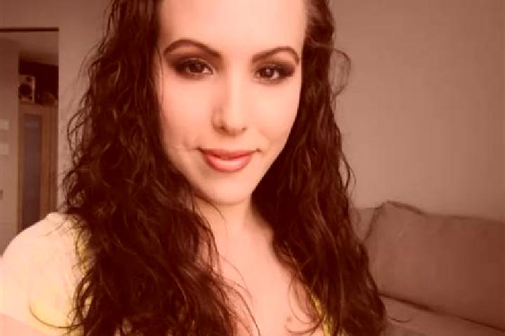 Naomi, 28, a chestnut amber-eyed mediterranean companion based in Upper Saddle River. Offering Prostate Massage, Party Girl, Deep French Kissing, Couples, St...