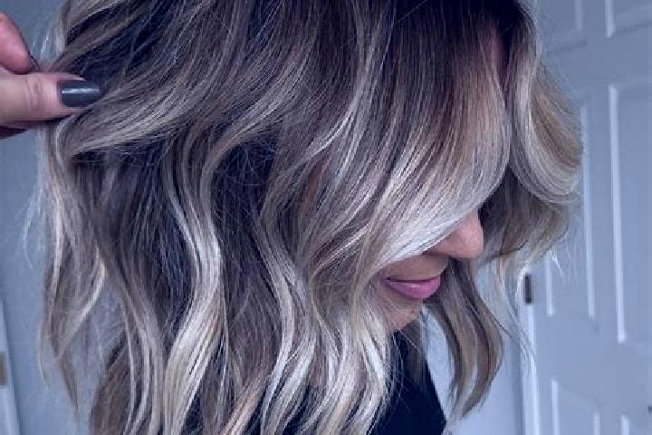 Naomi, 28, a dark blonde dark-eyed mediterranean companion based in Oboroceni. Offering BDSM, Erotic Massage, Travel Companion, Domination. Available for inc...