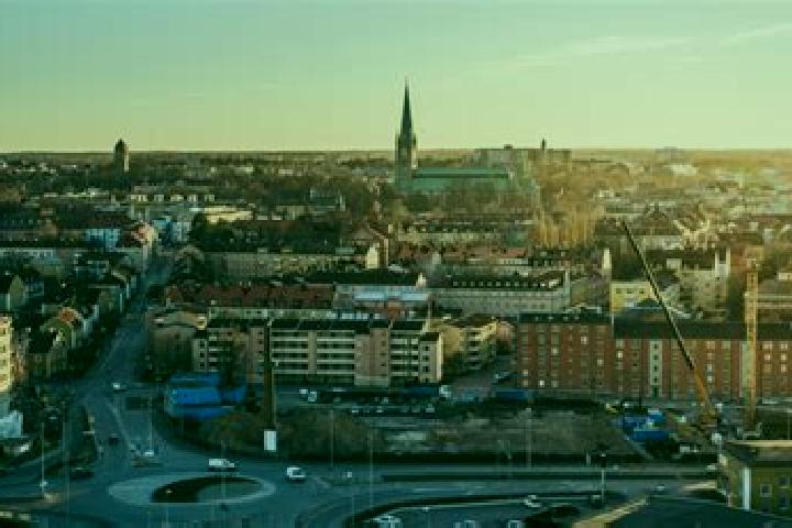 Naomi, 28 — Escort in Vara, Sweden