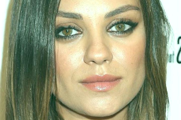 Naomi, 29, a auburn hazel-eyed middle eastern companion based in Sebrovo. Offering Striptease, OWO, Domination, GFE. Available for incall and outcall, overni...