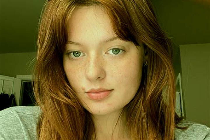 Naomi, 29, a red blue-eyed caucasian companion based in Baheri. Offering Dinner Date, Overnight, Erotic Massage. Available for incall and outcall, overnight ...