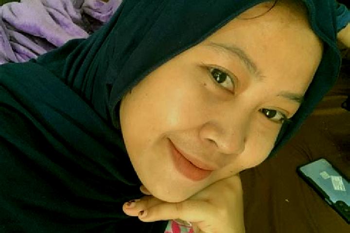 Naomi, 29 — Escort in Bakalan, Indonesia