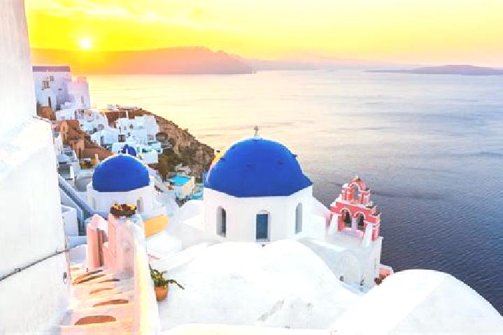 Naomi, 29 — Escort in Martinon, Greece