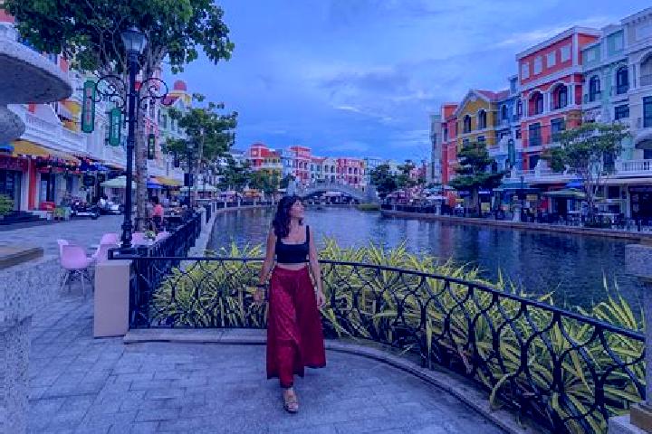 Naomi, 29 — Escort in Phu Tuc, Vietnam