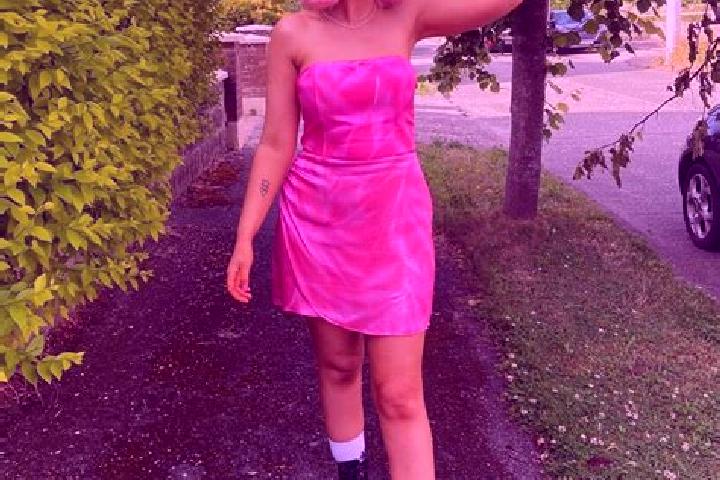 Naomi, 29 — Escort in Pink, United States