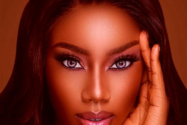 Naomi, 30, a auburn blue-eyed ebony companion based in Brea. Offering Dinner Date, Roleplay, Massage. Available for incall and outcall, day and evening dates.