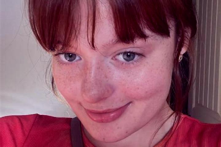 Naomi, 30, a red grey-eyed caribbean companion based in Dizimieu. Offering Dinner Date, Overnight, Duos. Available for incall and outcall, day and evening da...