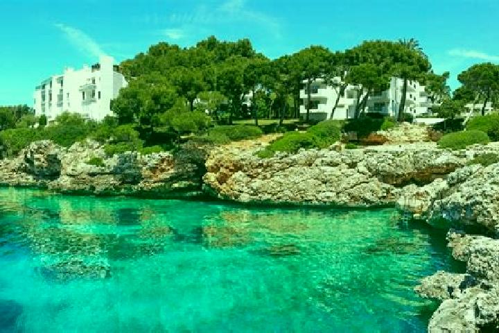 Naomi, 31 — Escort in Cala d Or, Spain