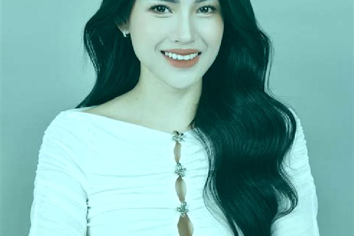 Naomi, 31 — Escort in Chi Linh, Vietnam