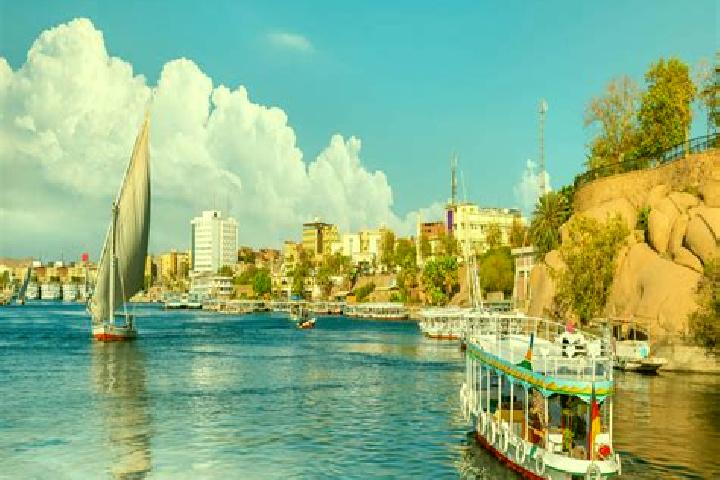 Naomi, 31 — Escort in Fayid, Egypt