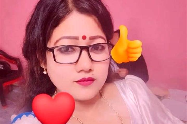 Naomi, 31 — Escort in Kiyamgei, India