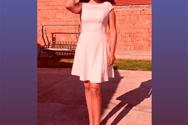 Naomi, 31 — Escort in Miluta, Romania