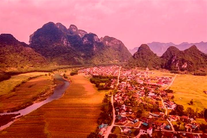 Naomi, 31 — Escort in Tan Hoa, Vietnam
