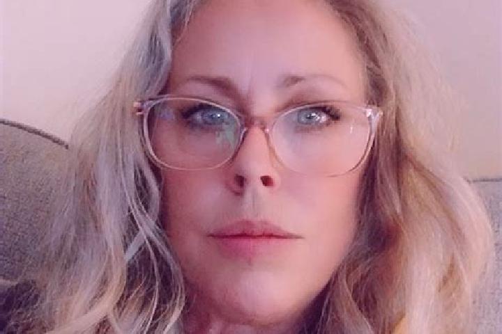 Naomi, 32 — Escort in East York, United States