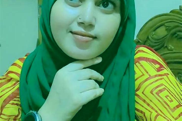 Naomi, 32 — Escort in Habiganj, Bangladesh