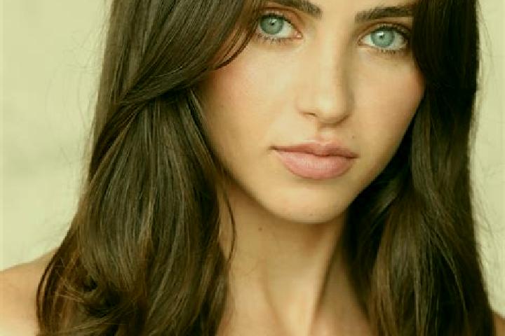 Naomi, 33, a black brown-eyed mediterranean companion based in Navacerrada. Offering OWO, CIM, Dinner Date, Massage, Striptease. Available for incall and out...