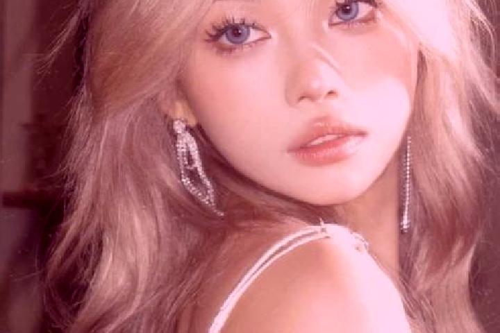 Naomi, 33, a blonde dark-eyed asian companion based in Murakami. Offering A-Level, BDSM, Deep French Kissing, Prostate Massage. Available for incall and outc...