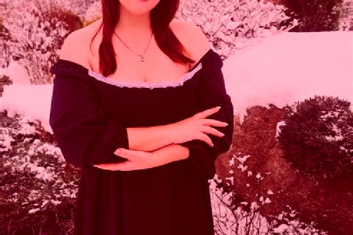 Naomi, 33 — Escort in Ladyzhyn, Ukraine
