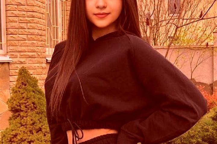 Naomi, 33 — Escort in Vysny Hrusov, Slovakia