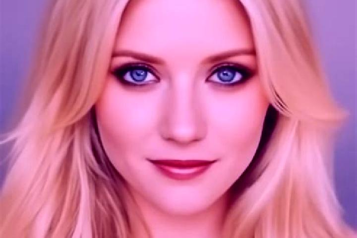 Naomi, 34, a blonde amber-eyed mixed companion based in Kauranwali. Offering Striptease, Dinner Date, Domination. Available for incall and outcall, day and e...