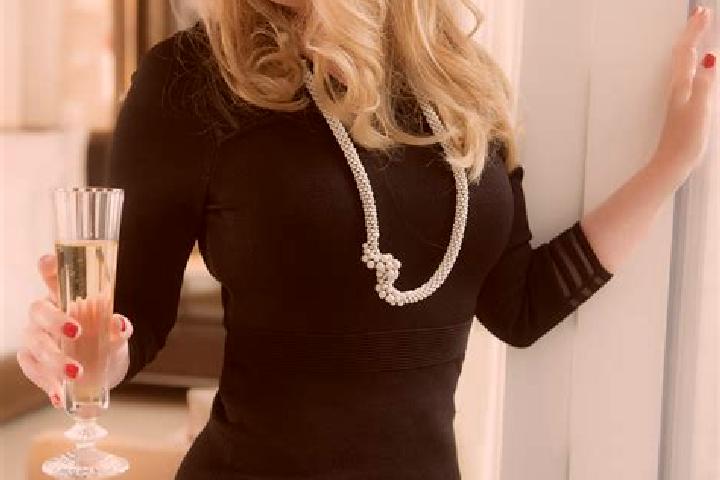 Naomi, 34, a blonde grey-eyed caucasian companion based in Cabalitian. Offering Travel Companion, Striptease, Erotic Massage, A-Level. Available for incall a...