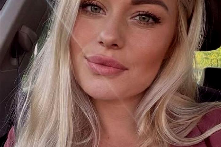 Naomi, 34, a blonde hazel-eyed mediterranean companion based in Polzig. Offering Massage, Fetish, Duos, Domination, 69. Available for incall and outcall, day...