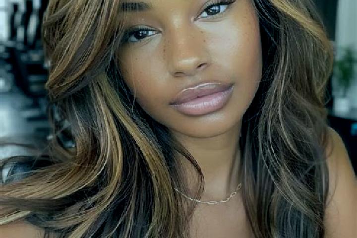 Naomi, 34, a dark blonde amber-eyed mixed companion based in Saint-Philippe-de-La Prairie. Offering Deep French Kissing, BDSM, Party Girl, Erotic Massage, Gi...