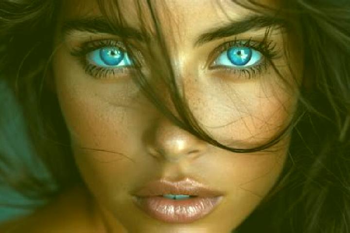 Naomi, 34, a dark blonde blue-eyed middle eastern companion based in Aira. Offering Couples, Overnight, Striptease, Party Girl. Available for incall and outc...
