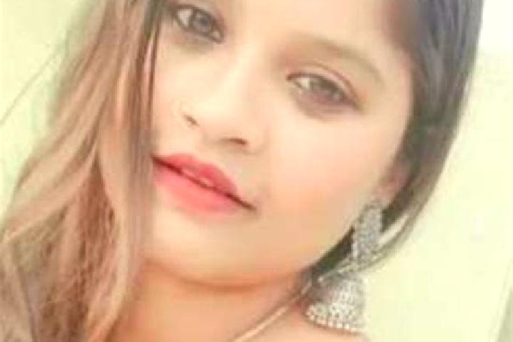 Naomi, 34 — Escort in Rupa, India