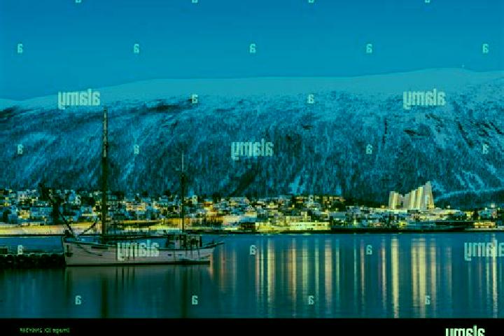 Naomi, 34 — Escort in Tromsdalen, Norway