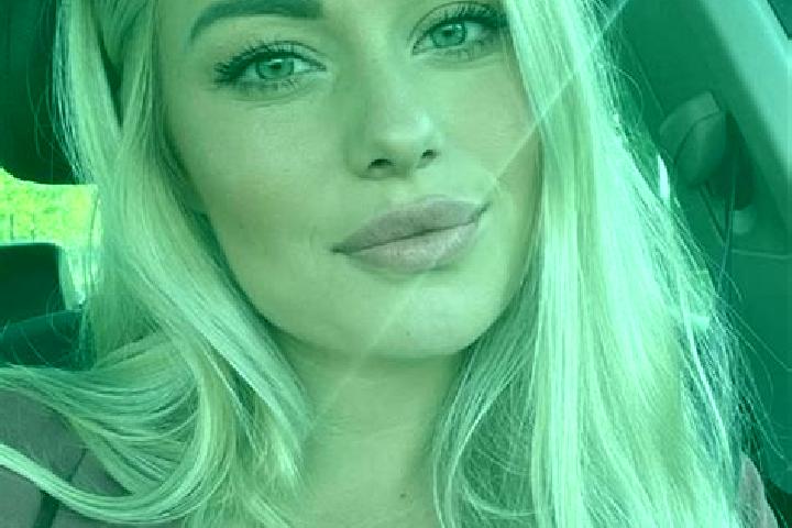Naomi, 35, a blonde hazel-eyed mixed companion based in Crumlin. Offering Domination, Girlfriend Experience, Couples, Duos, CIM. Available for incall and out...