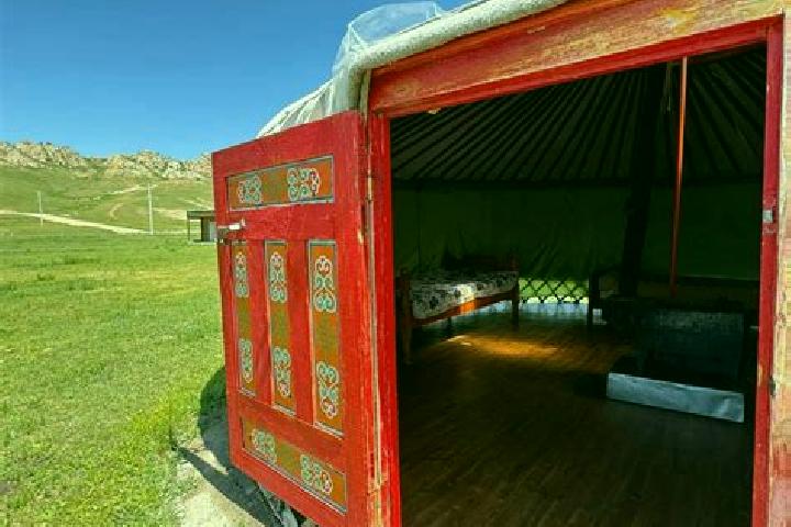 Naomi, 35 — Escort in Ali-Yurt, Russia