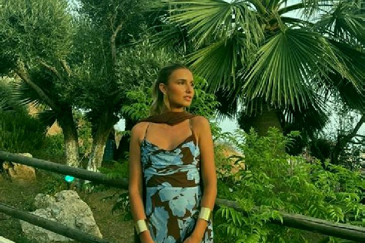Naomi, 35 — Escort in Borow, Poland