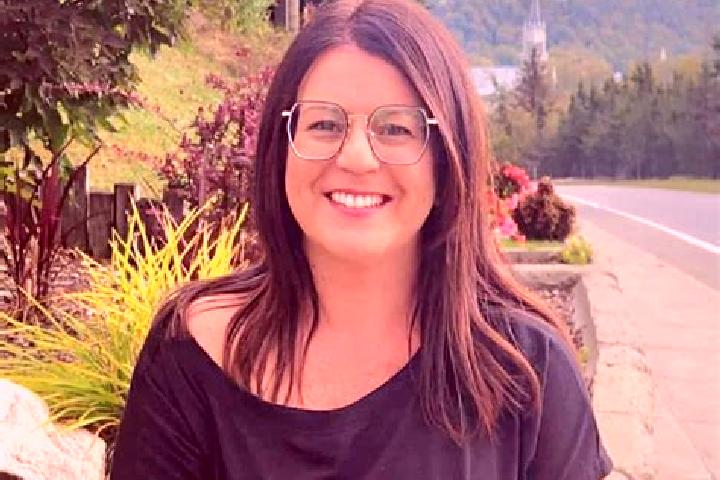 Naomi, 35 — Escort in Saint-Raymond, Canada