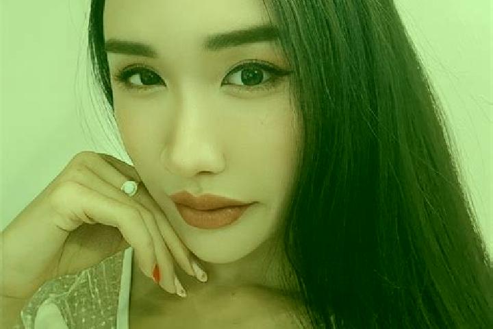 Naomi, 35 — Escort in Sap Yai, Thailand