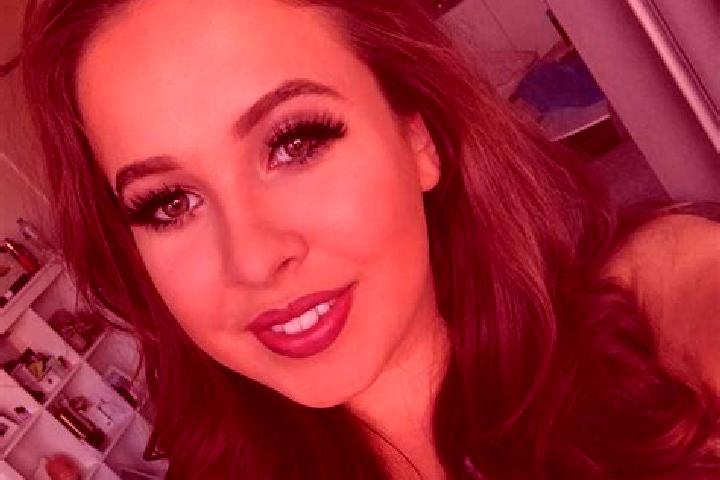 Naomi, 36, a brunette grey-eyed caucasian companion based in Bouroukrou. Offering Striptease, Erotic Massage, Fetish, Tantra. Available for incall and outcal...