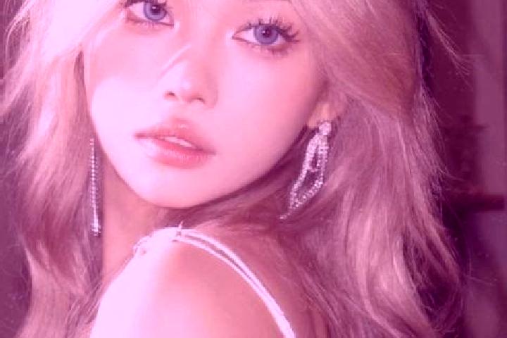 Naomi, 36, a platinum blonde amber-eyed asian companion based in Yashiga. Offering Dinner Date, Duos, Overnight. Available for incall and outcall, overnight ...