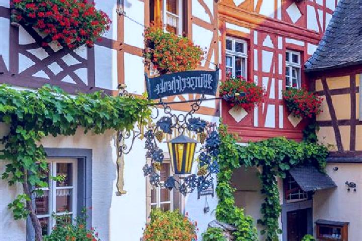 Naomi, 36 — Escort in Alterkulz, Germany
