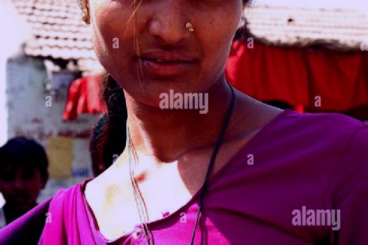 Naomi, 37, a red blue-eyed indian companion based in Hackett. Offering 69, Duos, Girlfriend Experience, Striptease. Available for incall and outcall, overnig...
