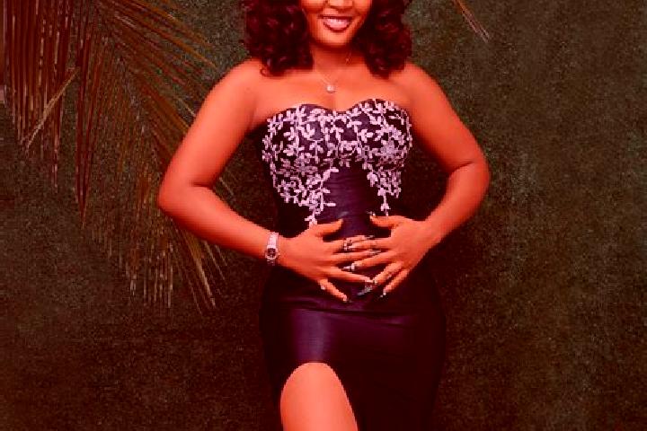 Naomi, 37 — Escort in Aku, Nigeria