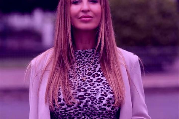 Naomi, 37 — Escort in Bueren, Germany