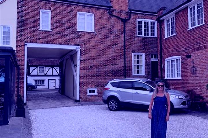 Naomi, 37 — Escort in Horndon on the Hill, United Kingdom