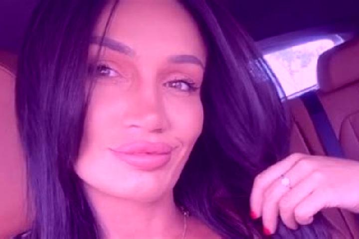 Naomi, 37 — Escort in Mount Vernon, Australia