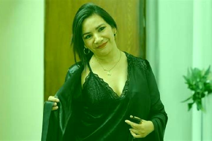 Naomi, 37 — Escort in Qohurd-e Olya, Iran