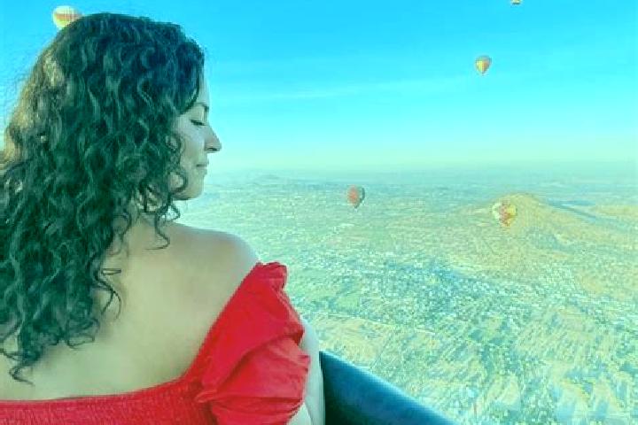 Naomi, 37 — Escort in Taixtan, Mexico
