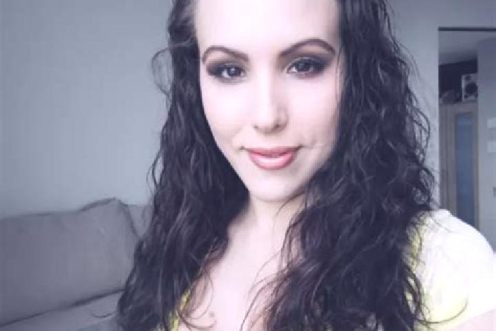 Naomi, 38, a auburn dark-eyed asian companion based in San Miguel de Cauri. Offering Deep French Kissing, Roleplay, Couples, CIM. Available for incall and ou...