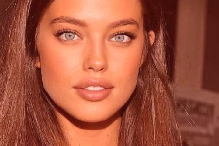 Naomi, 38, a brunette blue-eyed mixed companion based in Volchansk. Offering Massage, Tantra, Erotic Massage, Party Girl. Available for incall and outcall, o...