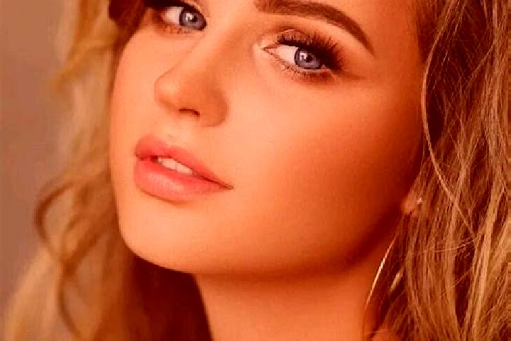 Naomi, 38, a dark blonde blue-eyed caribbean companion based in Velt. Offering A-Level, Girlfriend Experience, CIM. Available for incall and outcall, overnig...