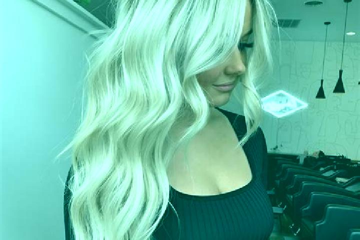 Naomi, 38, a platinum blonde grey-eyed mixed companion based in Carandai. Offering Striptease, OWO, Travel Companion, Party Girl. Available for incall and ou...